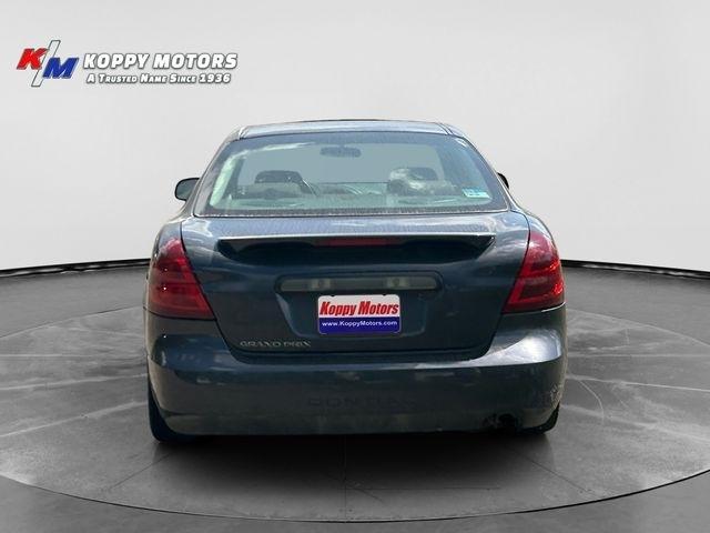 Pontiac Grand Prix  2008