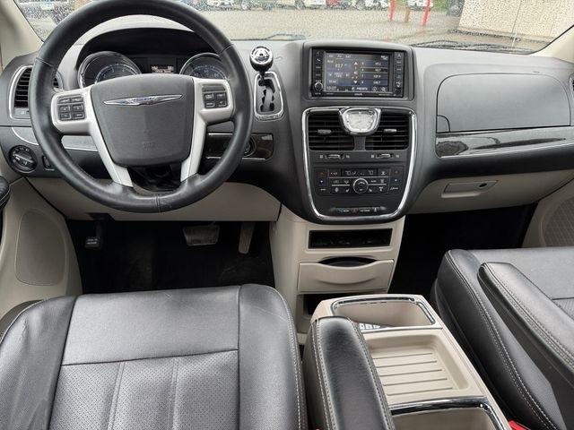 Chrysler Town & Country  2016