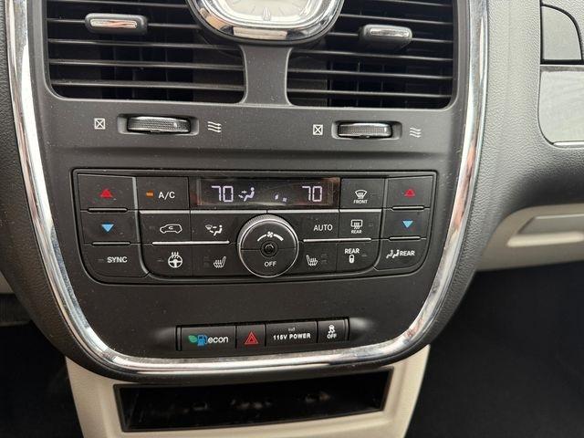 Chrysler Town & Country  2016