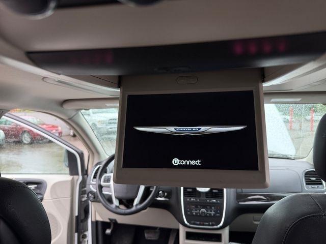 Chrysler Town & Country  2016