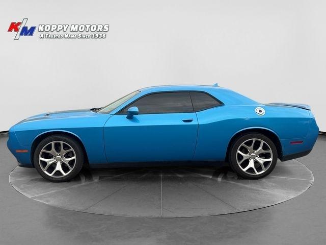 2015 Dodge Challenger SXT Plus's photo