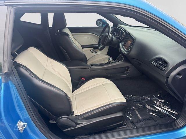 Dodge Challenger  2015