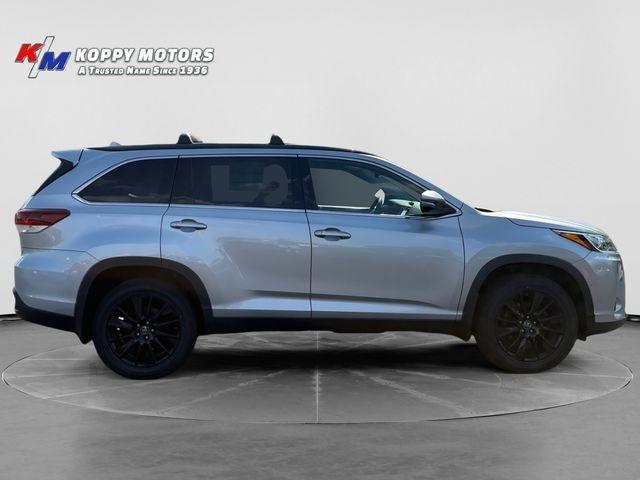 Toyota Highlander  2019