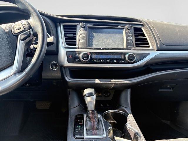 Toyota Highlander  2019