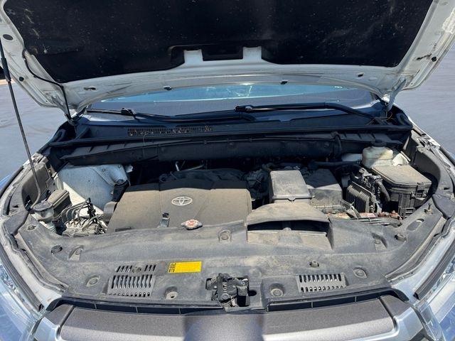 Toyota Highlander  2018