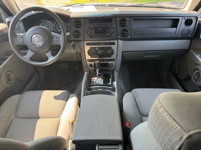 Jeep Commander  2006