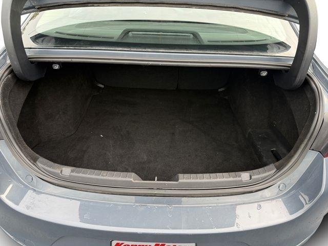 Mazda MAZDA3  2023