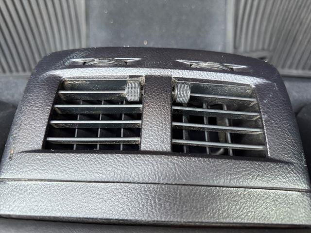 Toyota Avalon  2011
