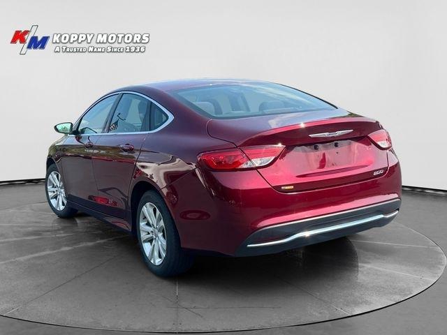 Chrysler 200  2015