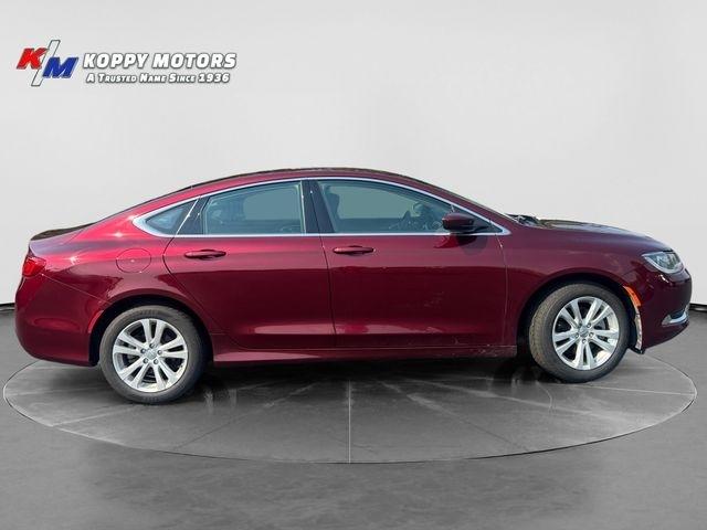 Chrysler 200  2015