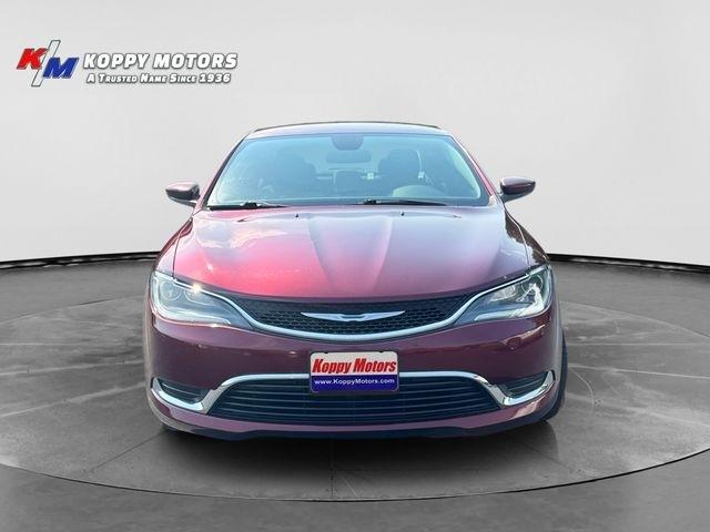 Chrysler 200  2015
