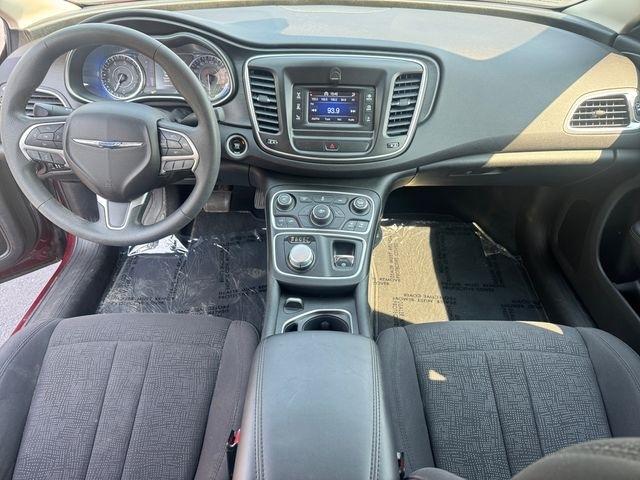 Chrysler 200  2015