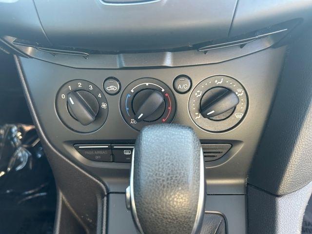 Ford Focus  2014