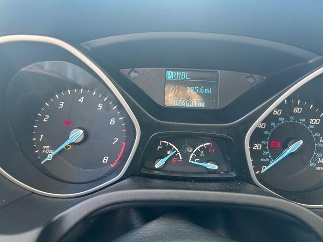Ford Focus  2014