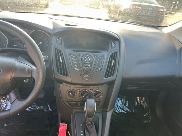 Ford Focus  2014