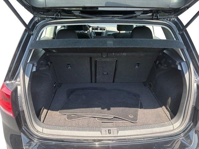 Volkswagen Golf  2015