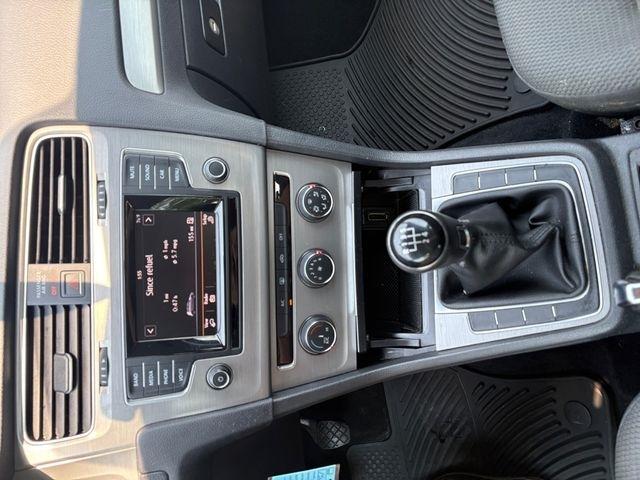 Volkswagen Golf  2015