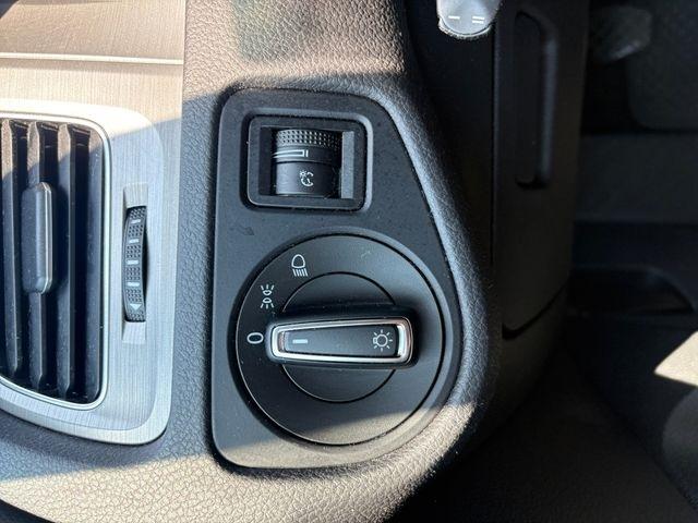 Volkswagen Golf  2015