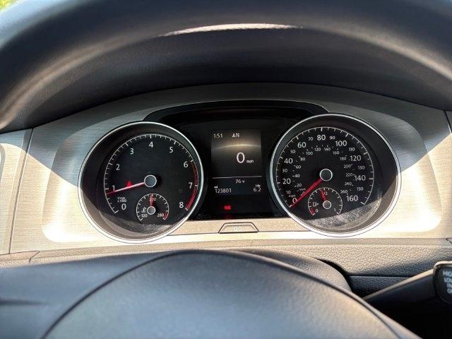 Volkswagen Golf  2015