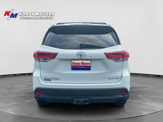 Toyota Highlander  2019