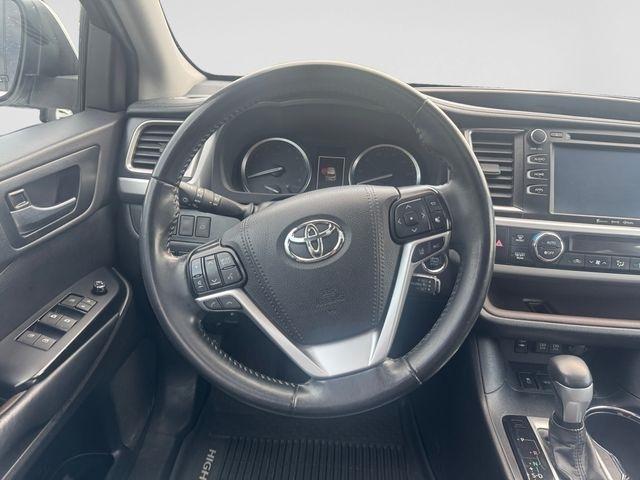 Toyota Highlander  2019