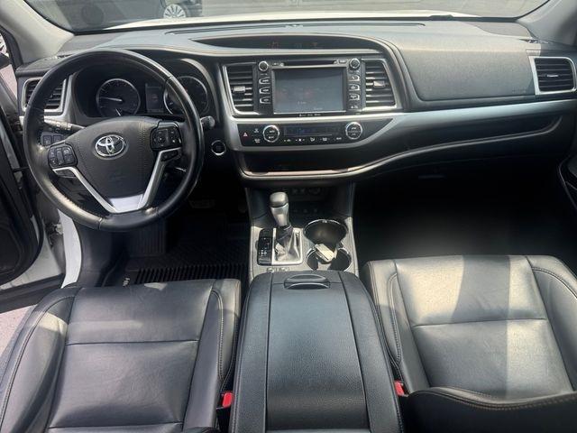 Toyota Highlander  2019