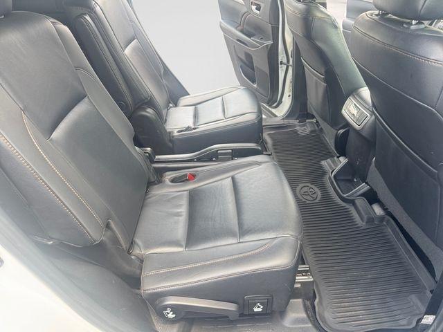 Toyota Highlander  2019