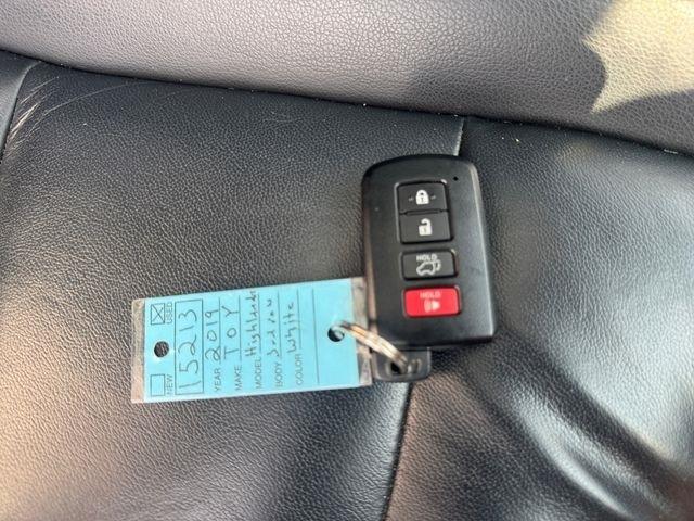 Toyota Highlander  2019
