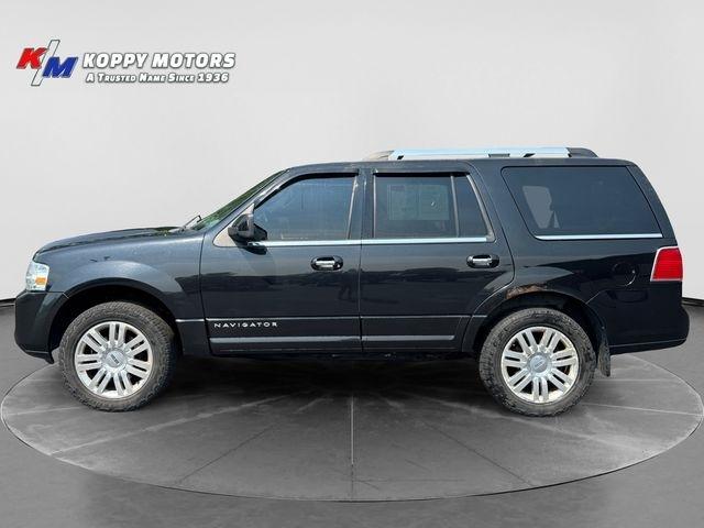 Lincoln Navigator  2011