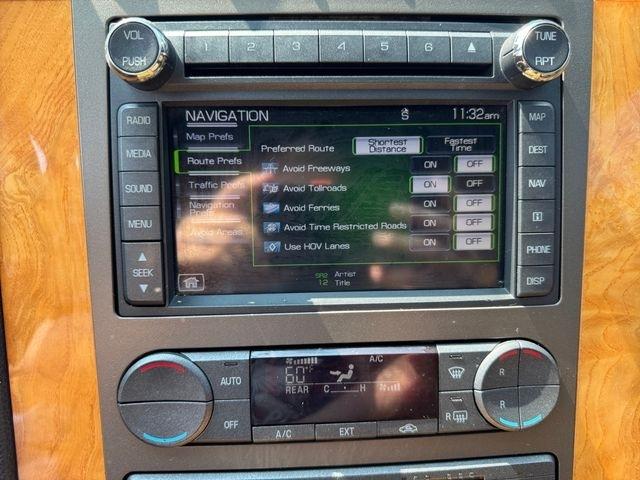 Lincoln Navigator  2011
