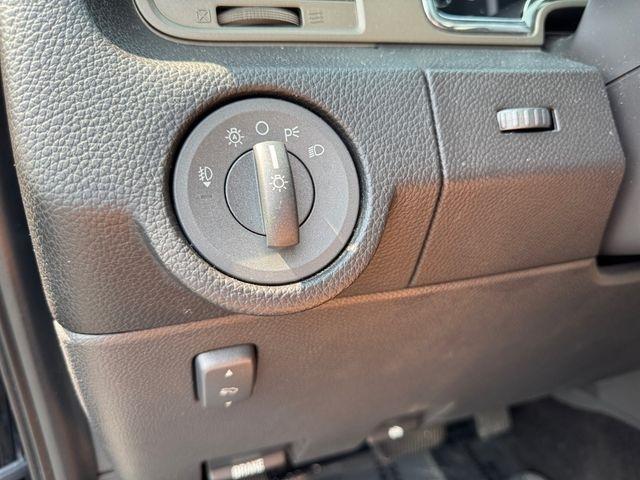 Lincoln Navigator  2011