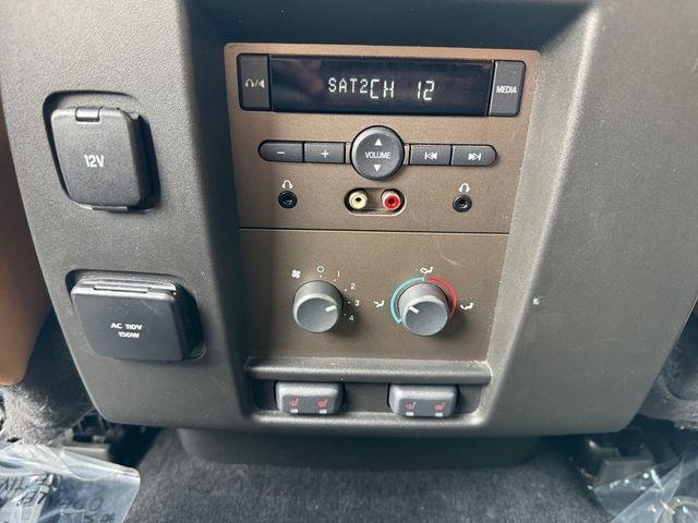 Lincoln Navigator  2011
