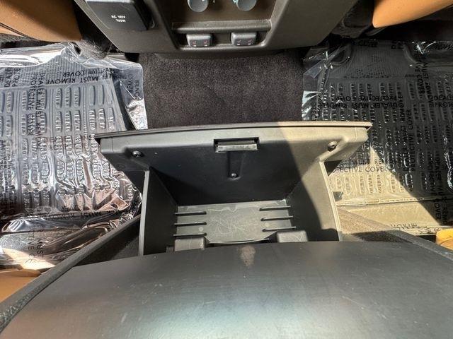 Lincoln Navigator  2011