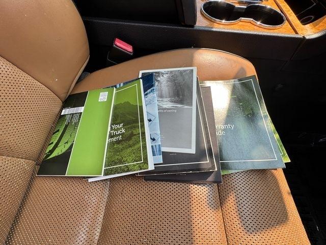 Lincoln Navigator  2011