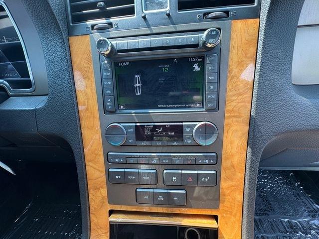Lincoln Navigator  2011