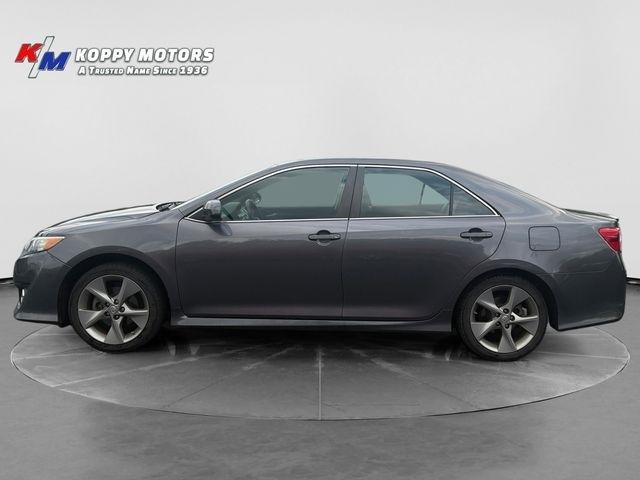 Toyota Camry  2014