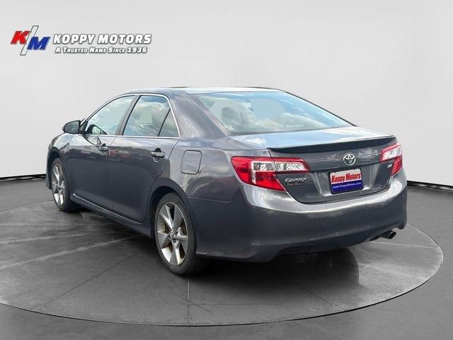 Toyota Camry  2014
