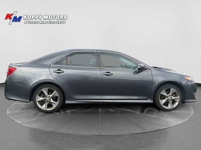 Toyota Camry  2014