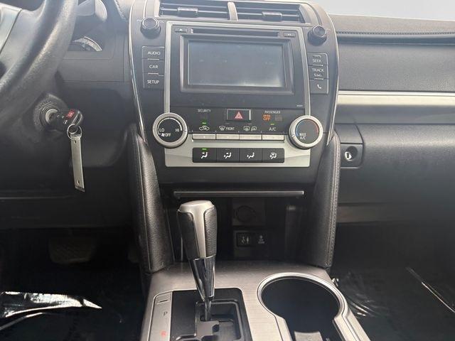 Toyota Camry  2014