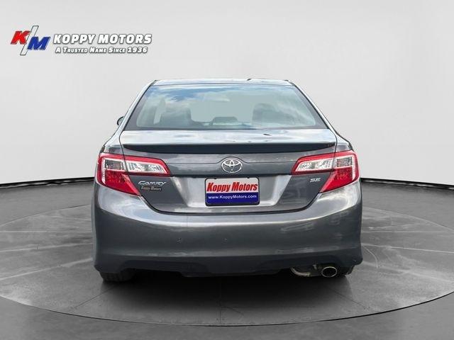 Toyota Camry  2014