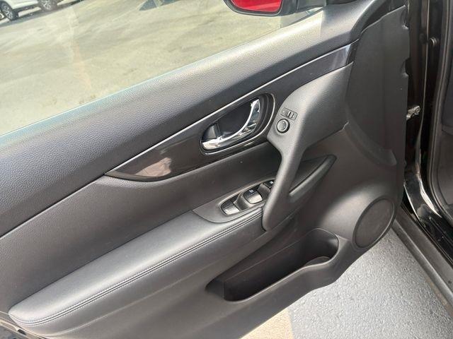 Nissan Rogue  2017