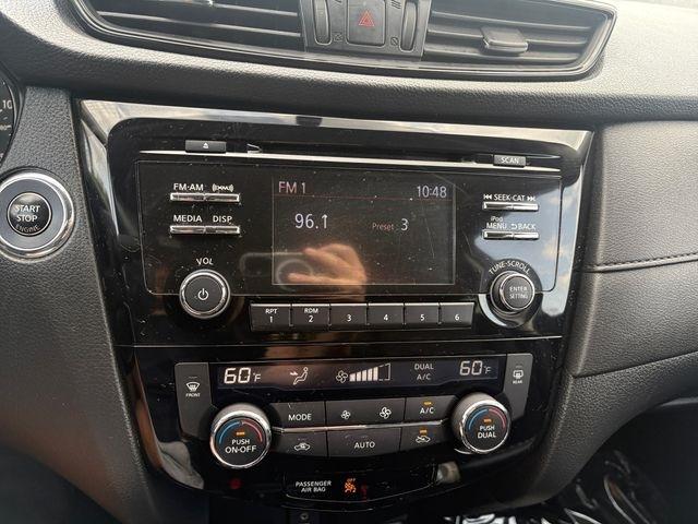 Nissan Rogue  2017