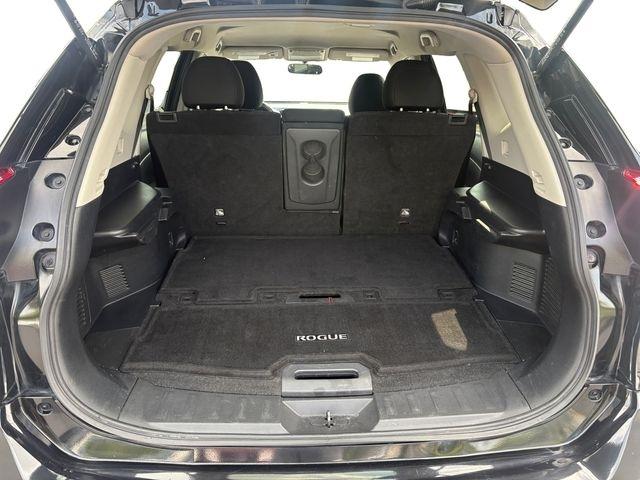 Nissan Rogue  2017