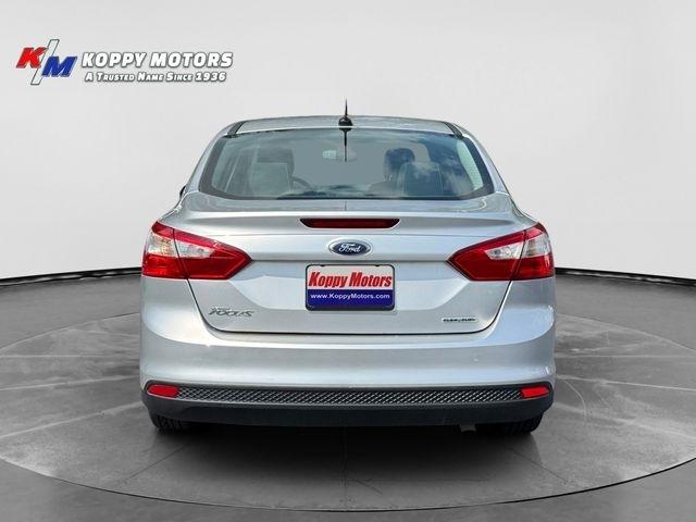 Ford Focus  2014