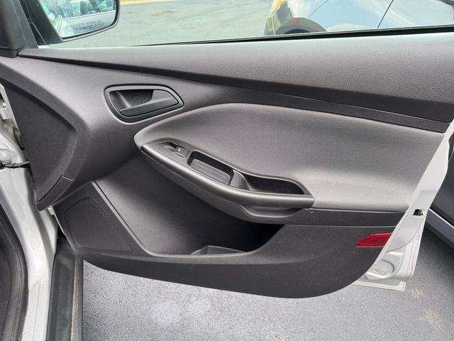 Ford Focus  2014