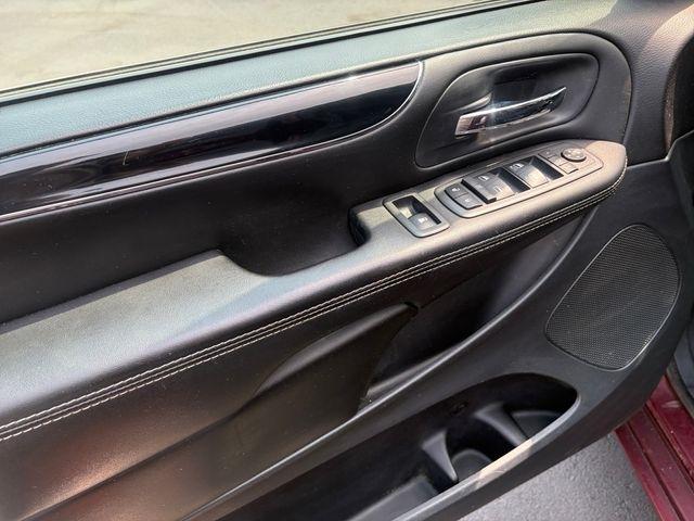 Dodge Grand Caravan  2017