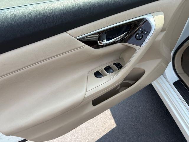 Nissan Altima  2013