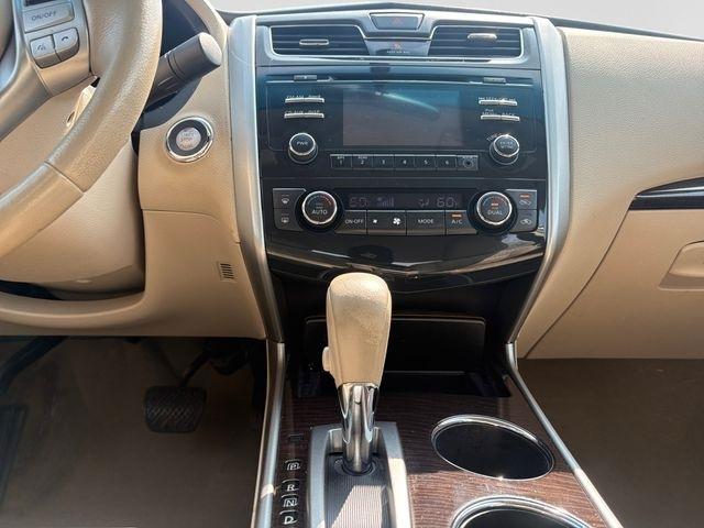 Nissan Altima  2013