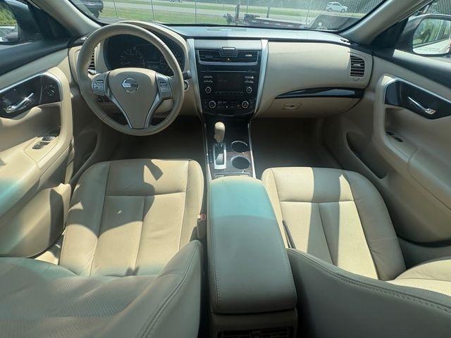 Nissan Altima  2013