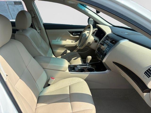 Nissan Altima  2013